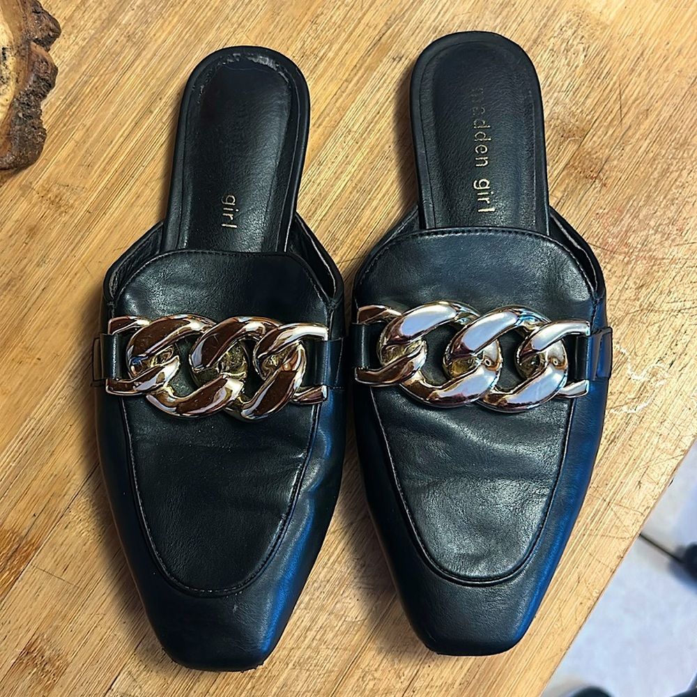 Madden girl slip on shoes